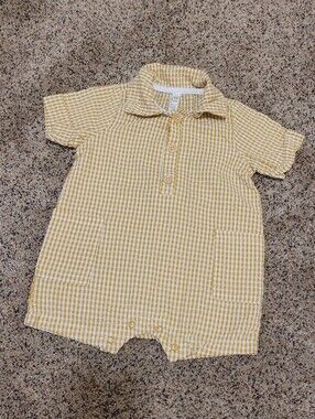 Liam & James Yellow Gingham Baby Romper Size 6-9 Months